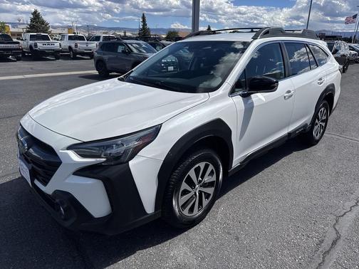 2023 Subaru Outback Premium