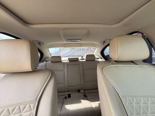 2012 BMW 528 xDrive