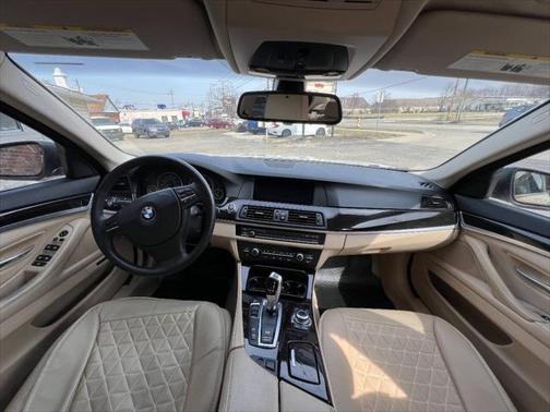 2012 BMW 528 xDrive