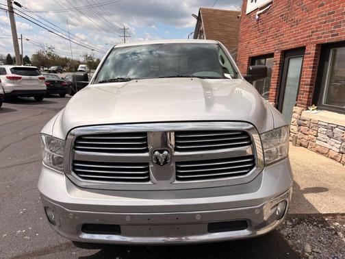 Bright Silver Metallic Clearcoat 2015 RAM 1500 Big Horn