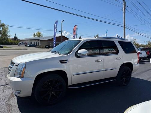 2008 Cadillac Escalade Base