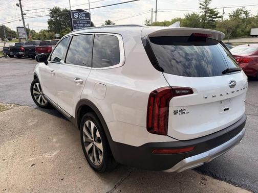 Snow White Pearl 2020 Kia Telluride S