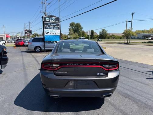 2015 Dodge Charger SE