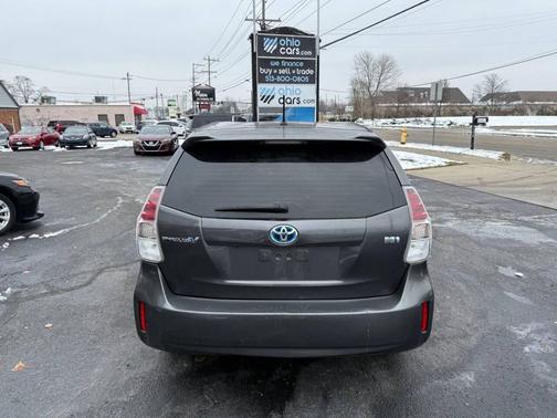 2015 Toyota Prius v Two