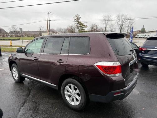2012 Toyota Highlander SE