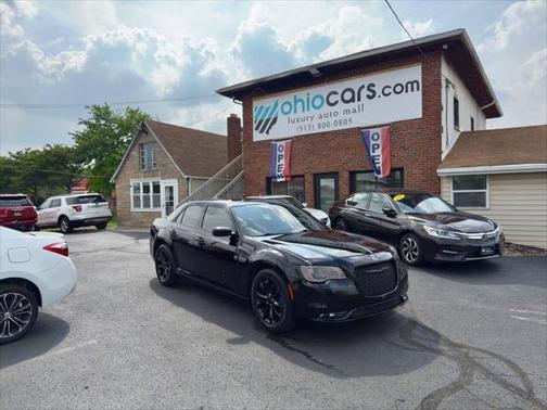2017 Chrysler 300 Limited