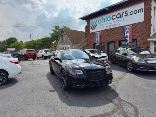 2017 Chrysler 300 Limited