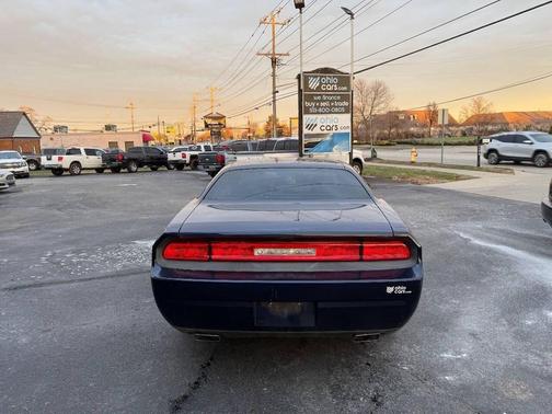 2014 Dodge Challenger SXT