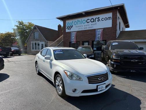 2011 INFINITI M37x Base