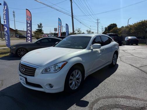 2011 INFINITI M37x Base