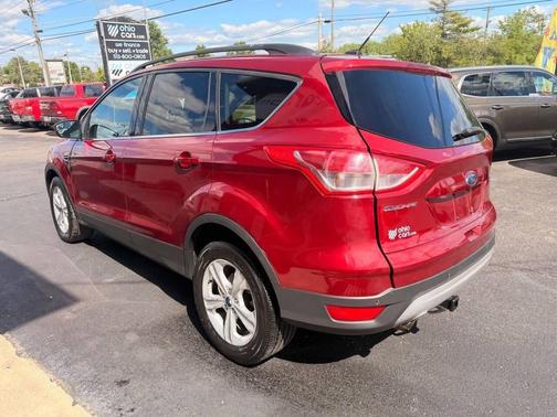 Sunset 2016 Ford Escape SE
