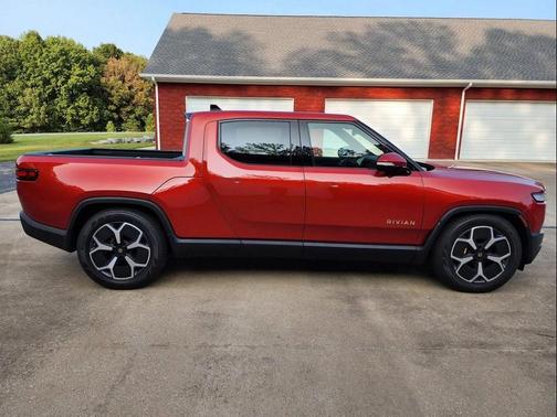 2023 Rivian R1T Adventure Quad Motor Large Pack
