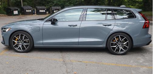 2023 Volvo V60 Recharge Plug-In Hybrid Polestar