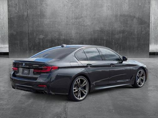 2022 BMW M550 i Xdrive