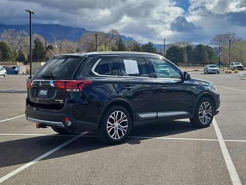 2016 Mitsubishi Outlander GT