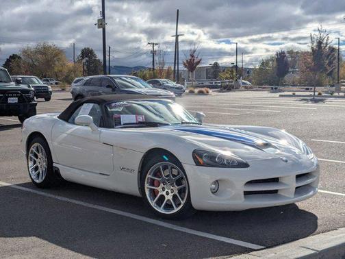 2005 Dodge Viper SRT10