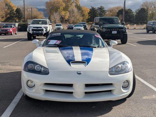 2005 Dodge Viper SRT10