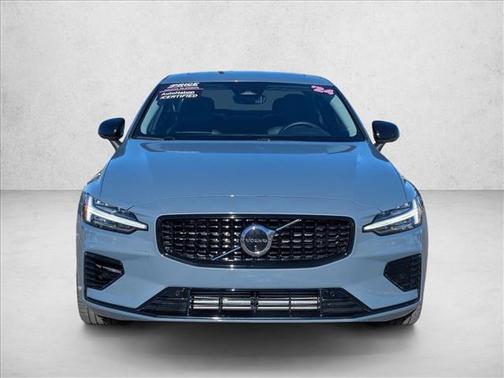 2024 Volvo S60 Recharge Plug-In Hybrid T8 Plus Dark Theme