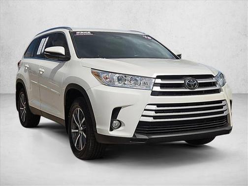 Blizzard Pearl 2019 Toyota Highlander XLE