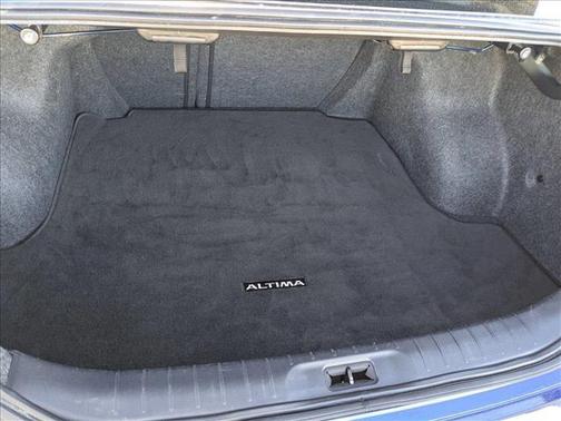 2021 Nissan Altima SR FWD