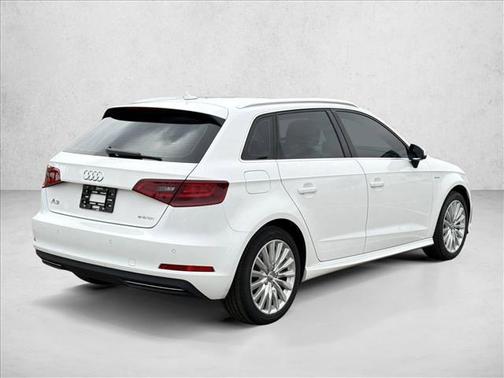 2016 Audi A3 e-tron 1.4T Tech Premium Plus