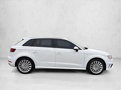 2016 Audi A3 e-tron 1.4T Tech Premium Plus