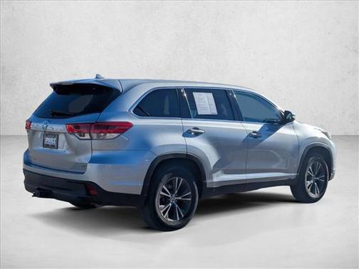 2019 Toyota Highlander LE Plus
