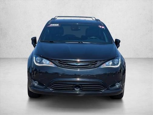 2019 Chrysler Pacifica Hybrid Limited