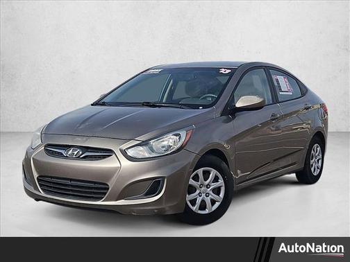 2013 Hyundai Accent GLS