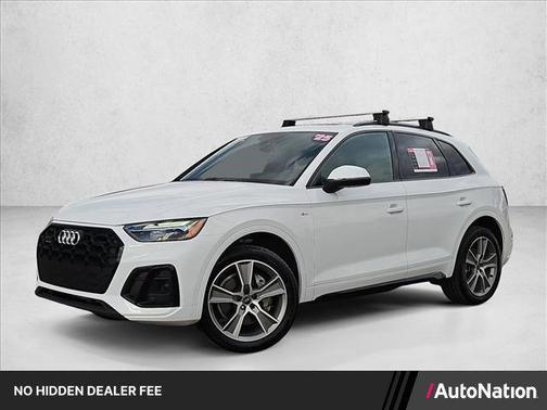 White 2025 Audi Q5 45 S line Premium