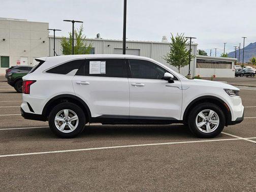 2021 Kia Sorento LX
