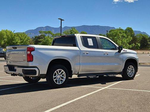 Silver Ice Metallic 2021 Chevrolet Silverado 1500 RST