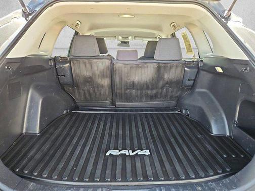 Magnetic Gray Metallic 2022 Toyota RAV4 LE