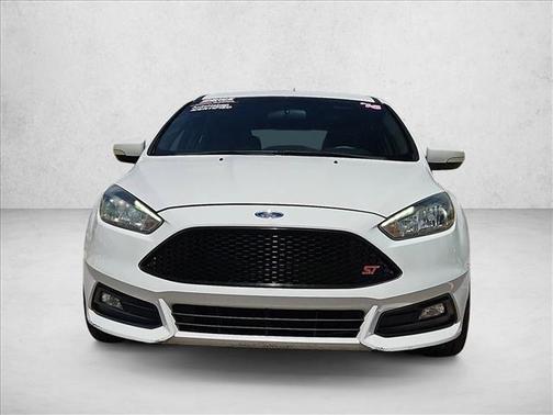 Oxford White 2016 Ford Focus ST