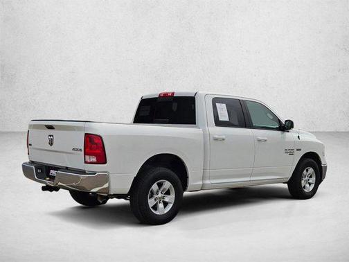 Bright White Clearcoat 2020 RAM 1500 Classic SLT