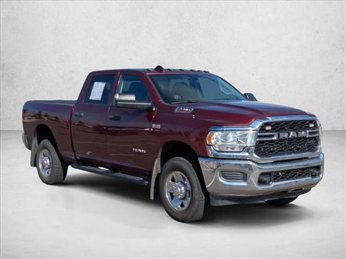 2019 RAM 2500 Tradesman Crew Cab 4x4 6'4' Box