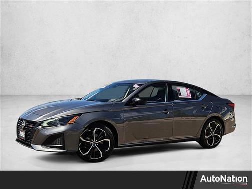 2024 Nissan Altima SR FWD