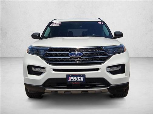 Star White Metallic Tri-Coat 2021 Ford Explorer XLT