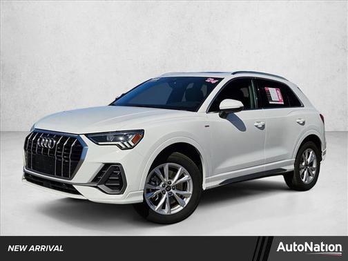 2024 Audi Q3 Premium 45 TFSI S line quattro Tiptronic