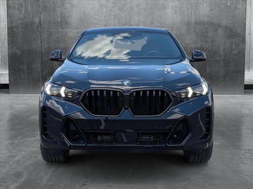 2025 BMW X6 xDrive40i