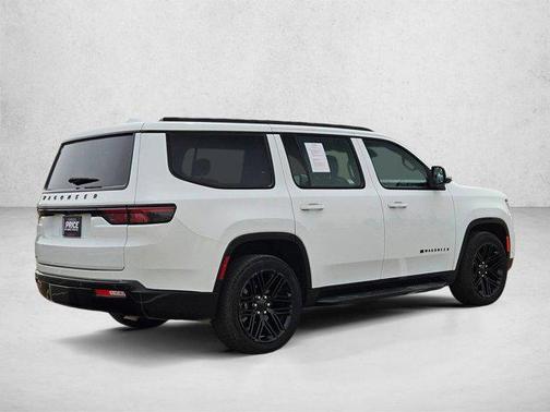 Bright White Clearcoat 2022 Jeep Wagoneer Series II Carbide 4x4