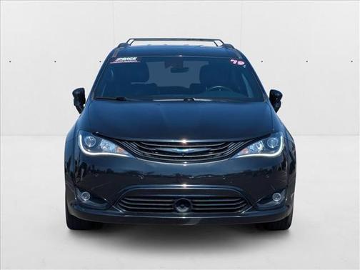2019 Chrysler Pacifica Hybrid Limited