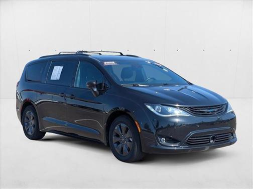 2019 Chrysler Pacifica Hybrid Limited