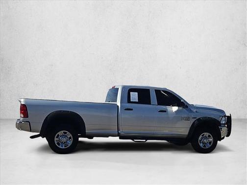 2017 RAM 2500 Tradesman Crew Cab 4x4 8' Box