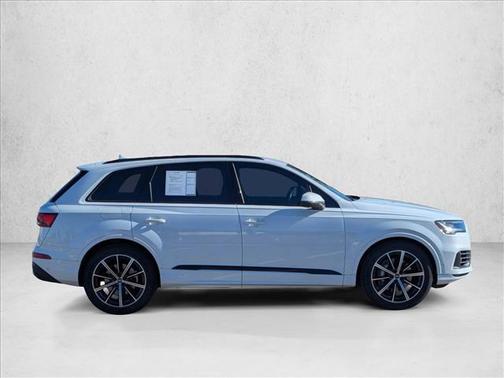 2021 Audi Q7 55 Prestige