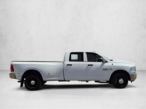 2018 RAM 3500 Tradesman Crew Cab 4x2 8' Box