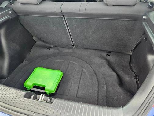 2016 Hyundai Veloster Base