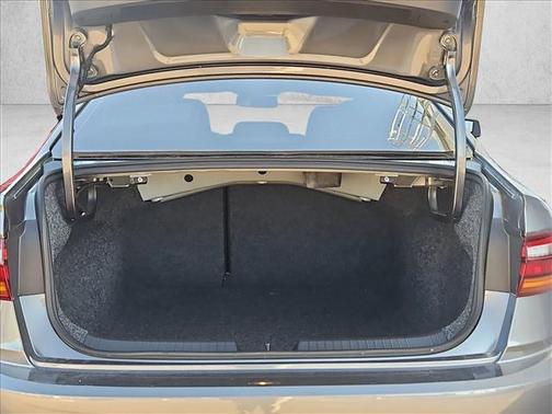 Platinum Gray Metallic 2019 Volkswagen Jetta 1.4T S