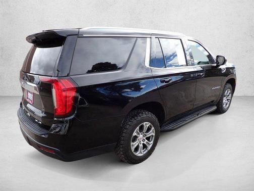 Black 2023 GMC Yukon SLE