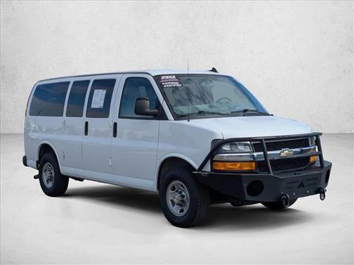 2016 Chevrolet Express 2500 LT